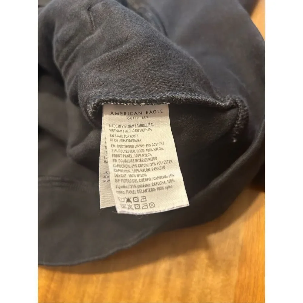 American Eagle Men’s Black Zip-Up Jacket Size Medium